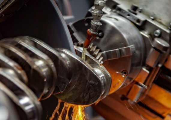 Schleifen von Kurbelwellen